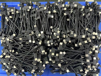 30000PCS USB-C Ke USB-C Dengan Bengkok 90 Darjah